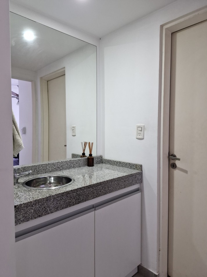 DPTO EN VENTA - UN DORMI - MUY BUENO 