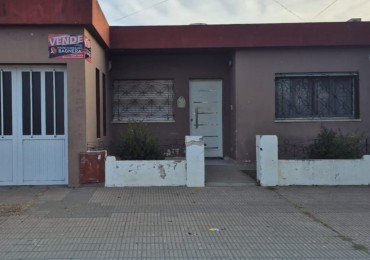 PROPIEDAD CENTRICA - DORMITORIOS X 2 + COCHERA X 2